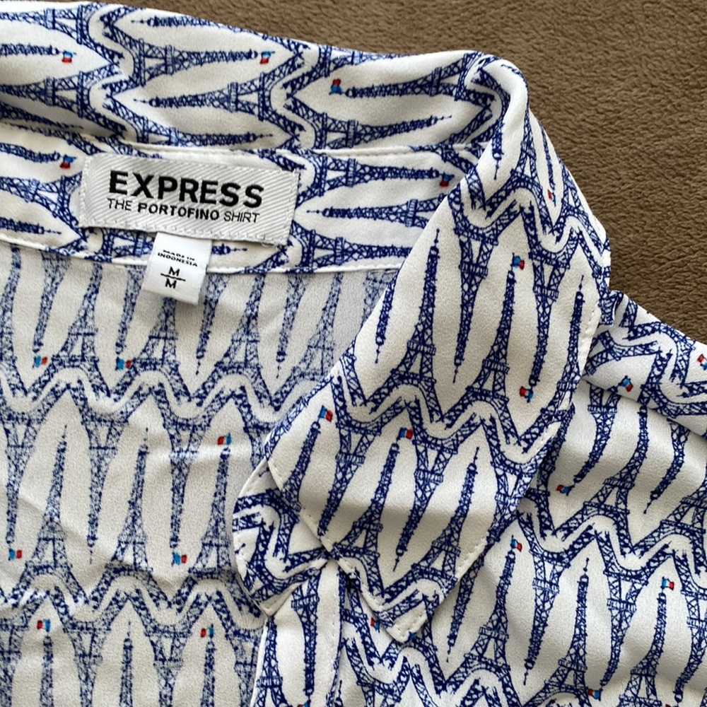 Express Women's Blue and White Button-Down Shirt - Picture 2 of 2